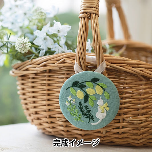 刺しゅう糸 『annasの刺繍図案と刺繍糸セット 白ねことレモン 112107』 LECIEN ルシアン cosmo コスモ