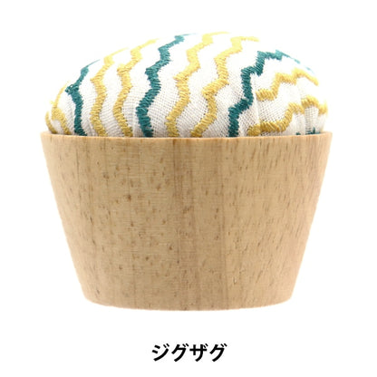 Almohadilla para alfileres "Camión de madera rosa zigzag jy-5-1"