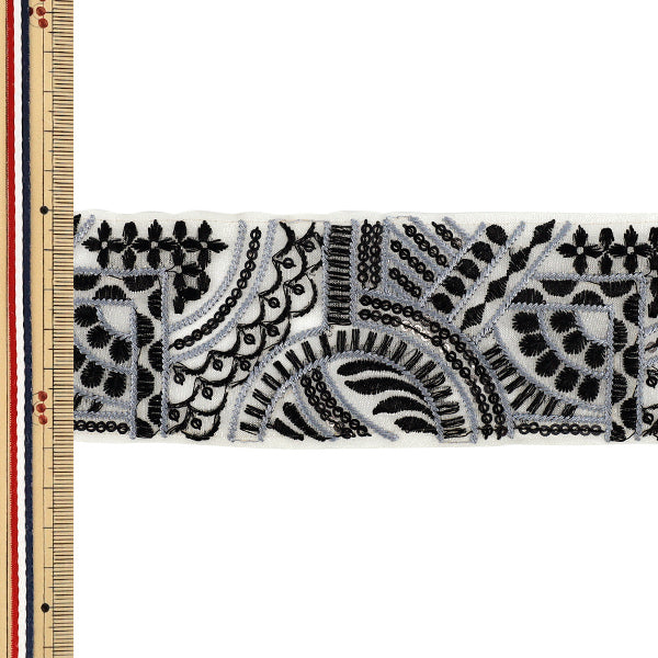 【数量5から】 手芸ブレード 『2026インド刺繍ブレード 約6cm幅 ホワイト×ブラック 3527D』