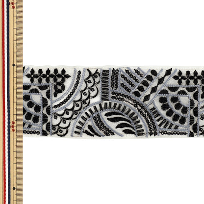 【数量5から】 手芸ブレード 『2026インド刺繍ブレード 約6cm幅 ホワイト×ブラック 3527D』