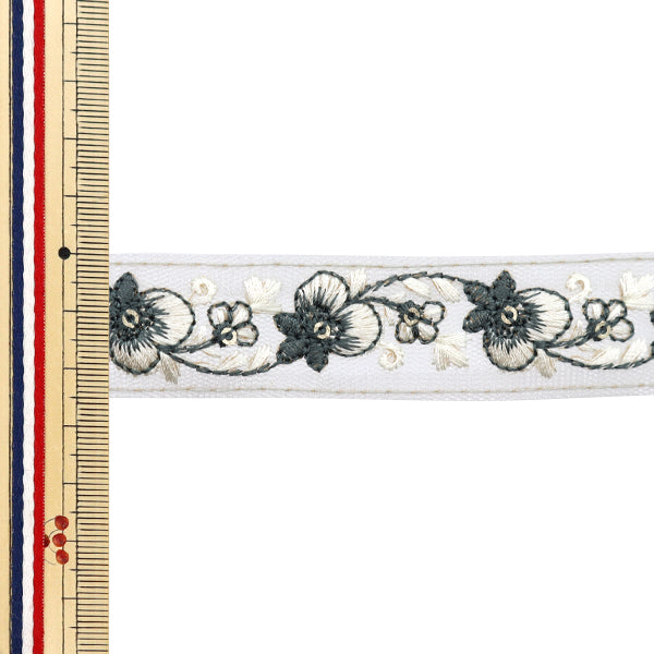 [Aus Menge 5] HandwerkBesätze "2024 Indischer Stickereibesatz Grau x grau 2255c"