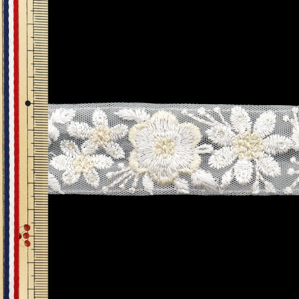 [Quantity starting from 5] HandicraftsTrim "2023 Indian embroidery trim White x White 426F"