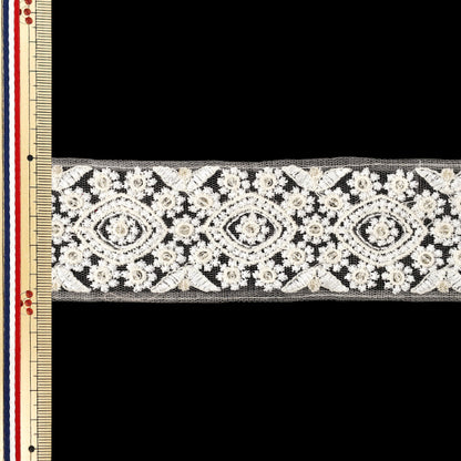 [Quantité à partir de 5] ArtisanatGarniture "2025 Garniture de broderie indienne Environ 5 cm de largeur Blanc x Blanc M-1286F"