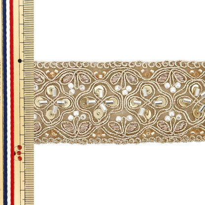 [Menge ab 5] KunsthandwerkBesätze "2025 Indischer Stickereibesatz Ca. 4,5 cm breit, beige x Gold 47996c"