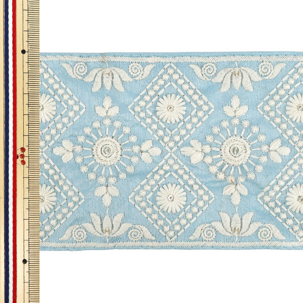 【数量5から】 手芸ブレード 『2025インド刺繍ブレード 約9.5cm幅 ブルー×ホワイト M-1054A2』