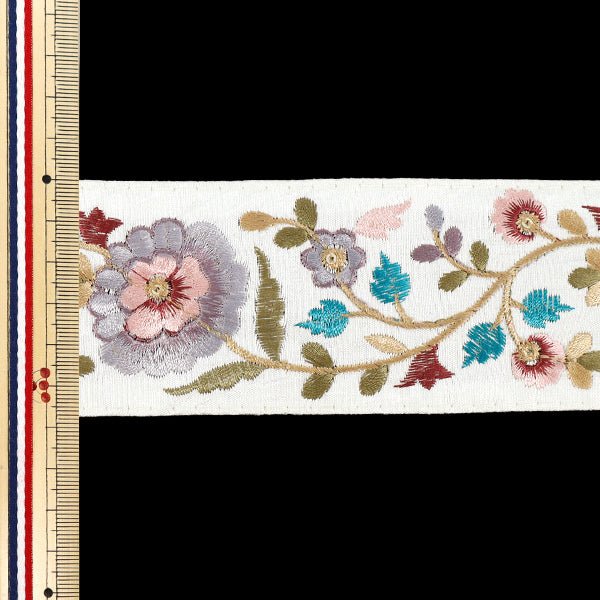 【数量5から】 手芸ブレード 『2026インド刺繍ブレード 約5.7cm幅 ホワイト×グレー M-5157Q』