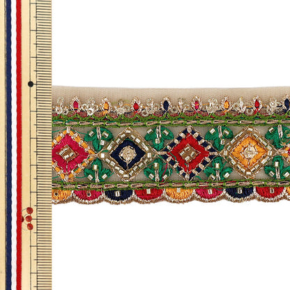 【数量5から】 手芸ブレード 『2026インド刺繍ブレード 約4.5cm幅 ベージュ×グリーン 48588E』