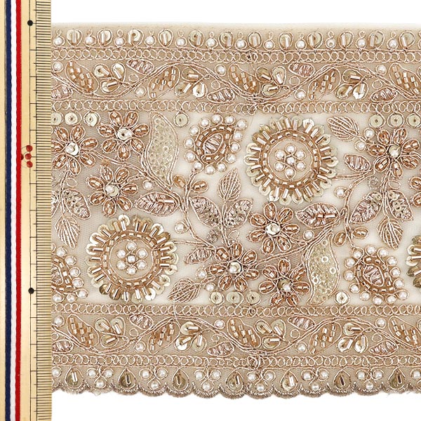 【数量5から】 手芸ブレード 『2026インド刺繍ブレード 約13.5cm幅 ベージュ×ゴールド 48591G』
