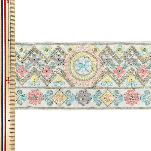 【数量5から】 手芸ブレード 『2025インド刺繍ブレード 約8.5cm幅 ホワイト M-1304A』