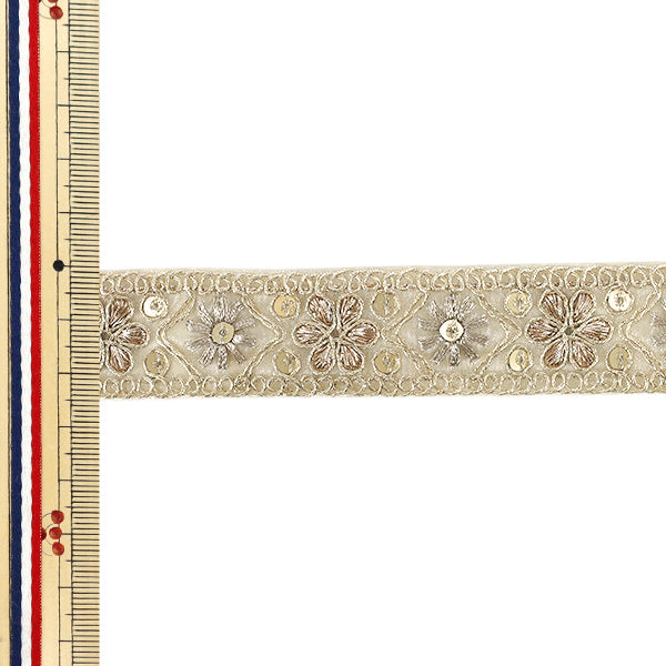 【数量5から】 手芸ブレード 『2025インド刺繍ブレード 約2.5cm幅 ベージュ M-1379Q』