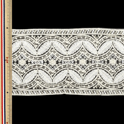 【数量5から】 手芸ブレード 『2026インド刺繍ブレード 約10.5cm幅 ホワイト M-5365G』