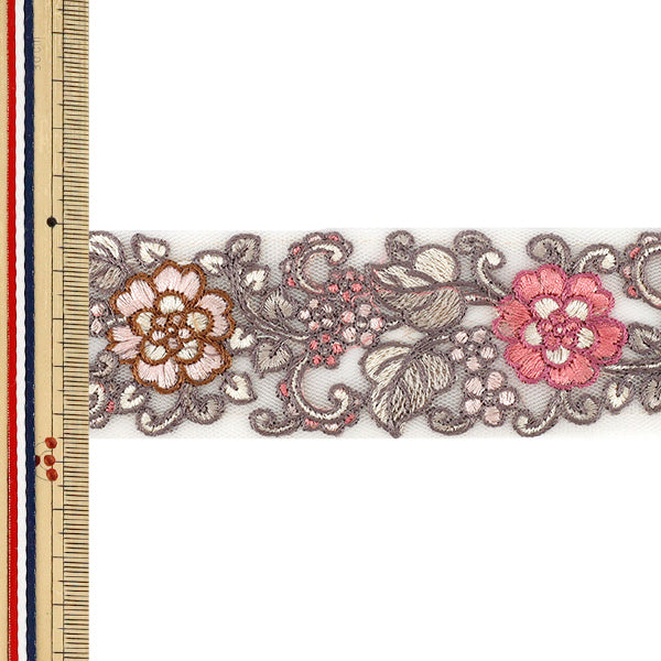 【数量5から】 手芸ブレード 『2026インド刺繍ブレード 約4.5cm幅 ホワイト×ピンク OK-1058F』