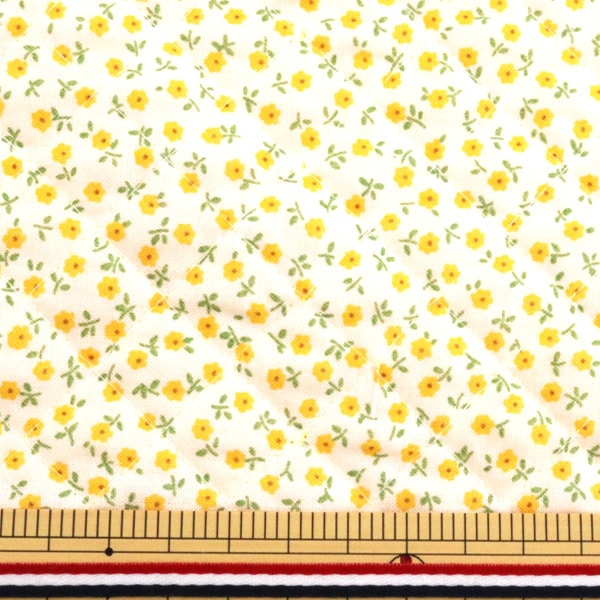 [From quantity 5] Fabric "Reversal Killing (small flower) yellow"