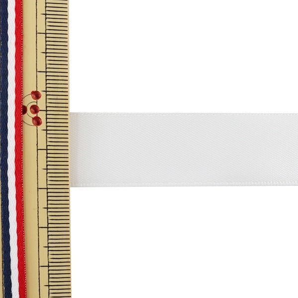 Ribbon "Double -sided satinRibbon Off -white 19mm x 3m "