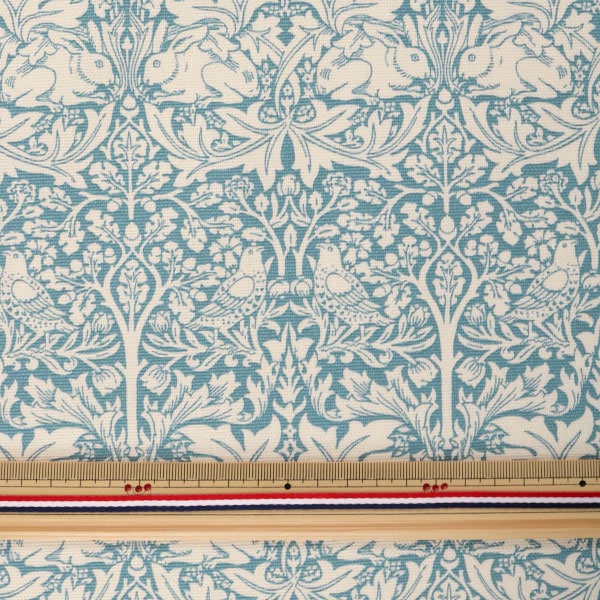 [Da quantità 5] tessuto "MODA Fabrics William Morris William Morris Brother Rabbit Blue 8211-24T"