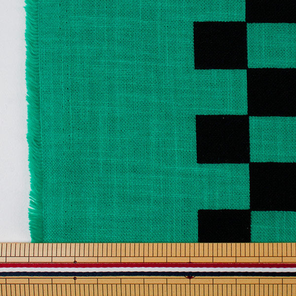 [From quantity 5] Fabric "cottonFabric Mura-Ai Aisan Dyeing Print Ichimatsu pattern (small) green x black KP7090-040G]