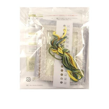 Kit de broderie "Kazuko Aoki 12 mois de carnet de plantes Mimosa 542002" LeCien Lucian Cosmo Cosmo