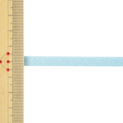 الشريط 『تُباع بقطعة واحدة من لؤلؤ الساتان』الشريط العرض تقريبا 6 مم × اللفة 5 م رقم 322 اللون أزرق فاتح 58867 بوصة