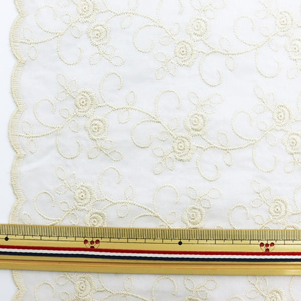 [From quantity 5] Fabric "cottonLawnEmbroidery both ears kallap light gray TM-8808-C]