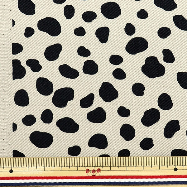 [De la quantité 5] Tissu "Twill Dalmatian Pattern greju 7070-10b"