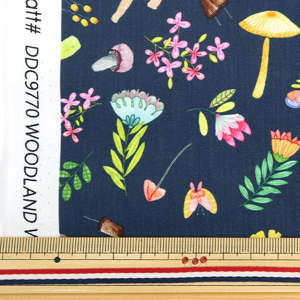 [الكمية من 5] الأقمشة "USA Cotton Woodland Whimsy DDC9770-NAVYD"