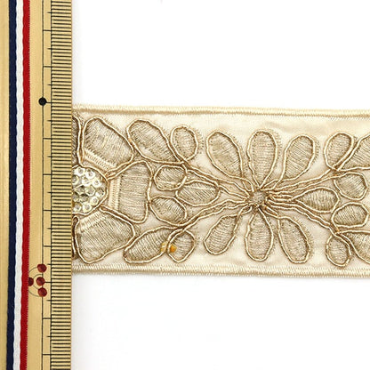 [Aus Menge 5] HandwerkBesätze "StickereiBesätze Weiß ungefähr 4,5 cm ISY-6-21-167]