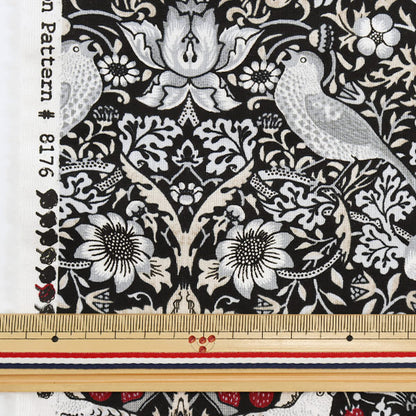 [De la cantidad 5] Fabric "Lo mejor de Morris Laderos Strawberry Seaeful Black X Red 8176-55"