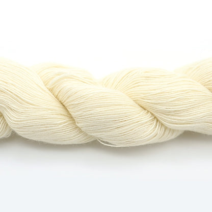 خيط التغطية “الصوف الأبيض جيل 18 جرام” دايكوكو سينجيو