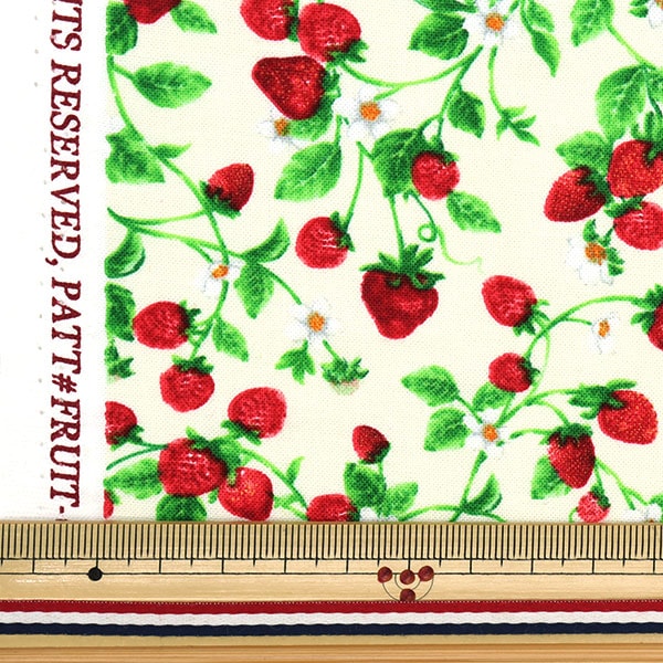 [De la quantité 5] Tissu "USA Coton petite fraise sur la crème vigne fruit-C1049"