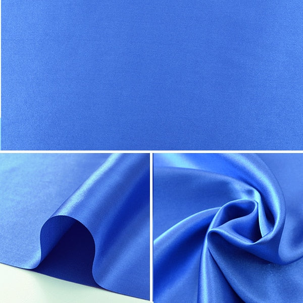 [De la quantité 5] tissu "costume satiné bleu"