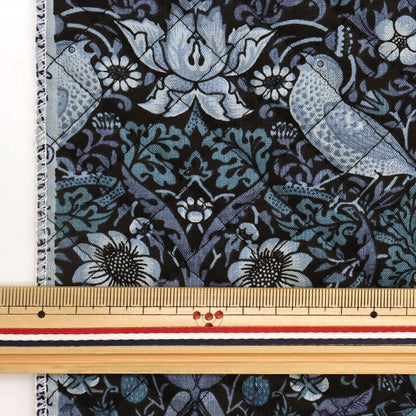 천・원단 "Morris Best of Morris Quilt의 Best of Morris 컷 천 약 105cm x 50cm 딸기 바다 남색 C-Q8176-33]