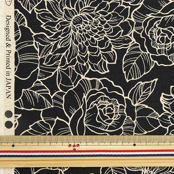 [From quantity 5] Fabric "Cotton hee canvas flower pattern black kp9070-2e"