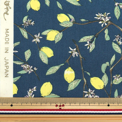 [De la quantité 5] Tissu "Navy citron avec de large branches KTS6951-E" Coton Kobayashi Cotton Kobayashi Kobayashi Fibre