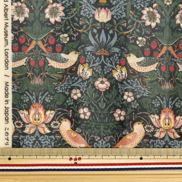 Fabric "V & A Sichtsinslaminierter Schnittkreuz ca. 105 cm x 50 cm Erdbeerdieb C-R-VA10001-E"