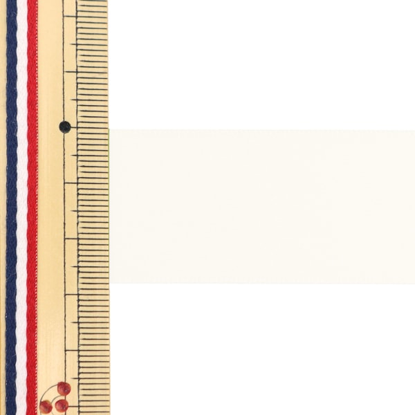 الشريط ``بوليستر ساتان على الوجهينالشريط عاجي 28 مم × 3 م"