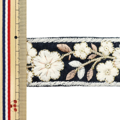 [From quantity 5] HandicraftTrim 『2023 Indian embroidery trim Black x White 396A "