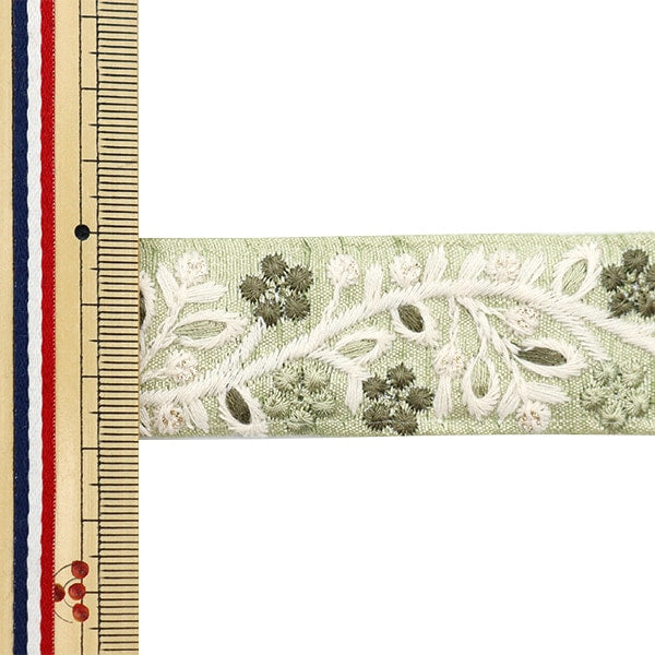 [From quantity 5] HandicraftTrim 『2023 Indian embroidery trim Green x White 882#3]