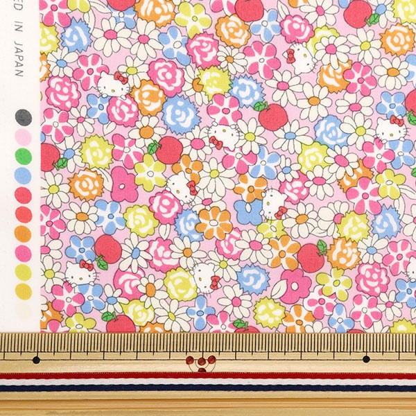 [From quantity 5] Fabric "Liberty Fabric Tana lawn Hello Kitty 50th Anniversary Apple Picking DC33497J24A] Liberty Japan