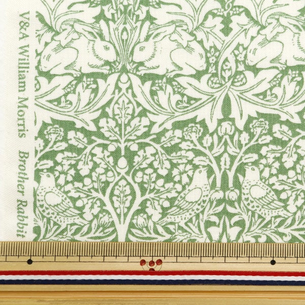 [De la cantidad 5] Fabric "Sheing V & A Brother Rabbit Green VA10013-C"