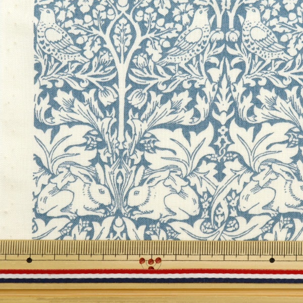 [De la quantité 5] Tissu "Feuille de tobe V & A Brother Rabbit Blue VA10013-D"