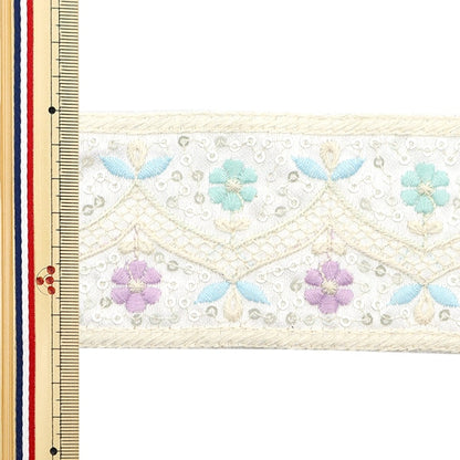 【数量5から】 手芸ブレード 『2024 インド刺繍ブレード ホワイト×パープル 3707A』