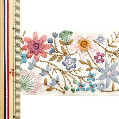 [Aus Menge 5] HandwerkBesätze 『2024 Indischer Stickereibesatz Weiß x Pink 3738g]