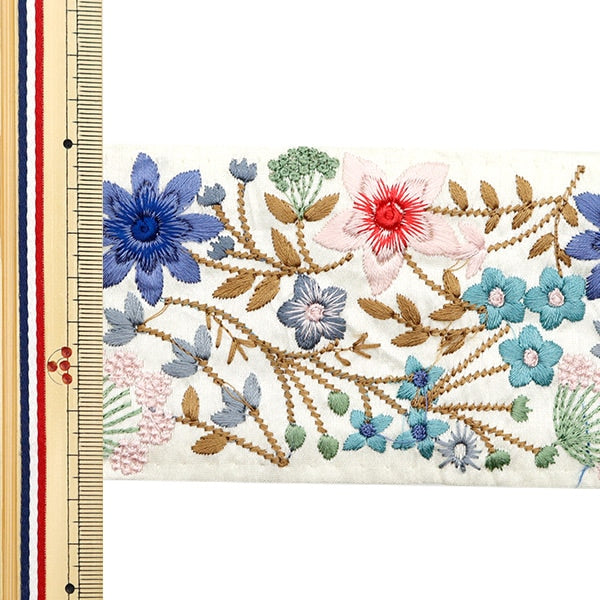 【数量5から】 手芸ブレード 『2024 インド刺繍ブレード ホワイト×ブルー 3738S』