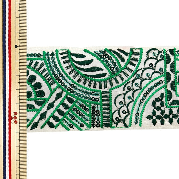 [Aus Menge 5] HandwerkBesätze 『2023 Indischer Stickereibesatz Weißer x grün 3527b]