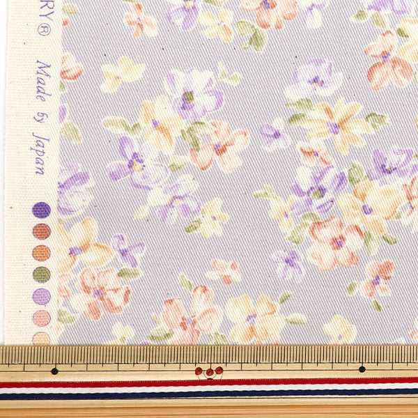 [De la quantité 5] Tissu "Bouquet de fleurs grisâtres Twill 850420-1-4"