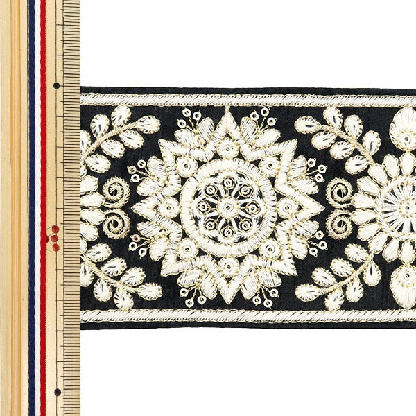 [De la quantité 5] artisanatGarniture "2024 Garniture de broderie indienne Noir x blanc m-294a1"