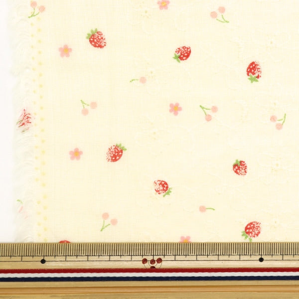 [From quantity 5] Fabric 『double gauzeEmbroidery strawberry cream AP4730-2B]