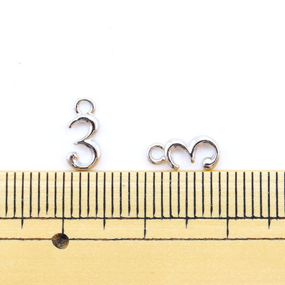 手芸金具 『数字パーツ 3 シルバー 2個入り 271/0206』