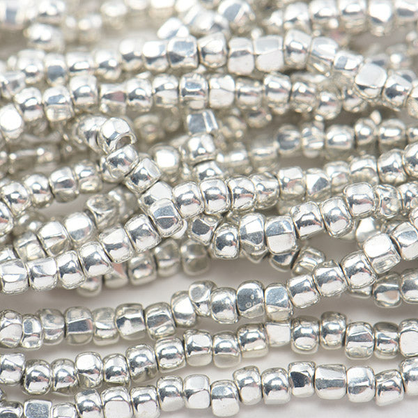 ビーズ 『ロイヤルビーズ スリーカット CR-714』 TOHO BEADS トーホー