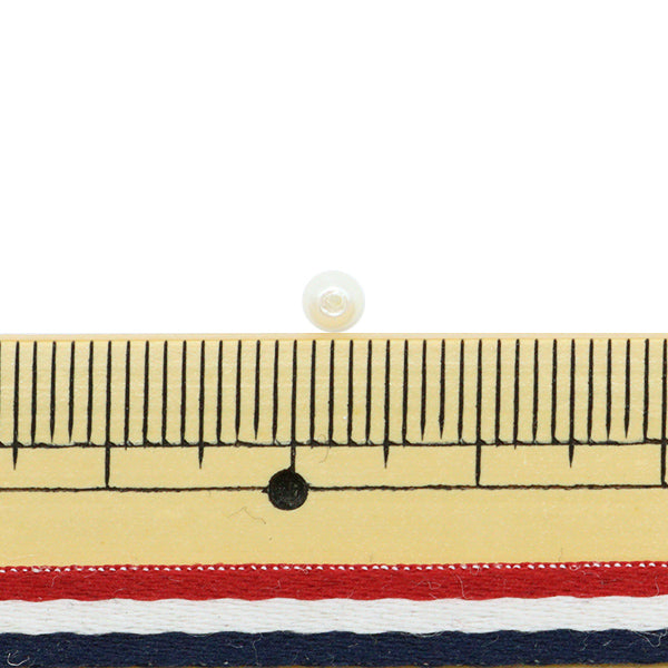 Бисер "ЖемчужинаБисер Кисука 3 мм 130 штук]